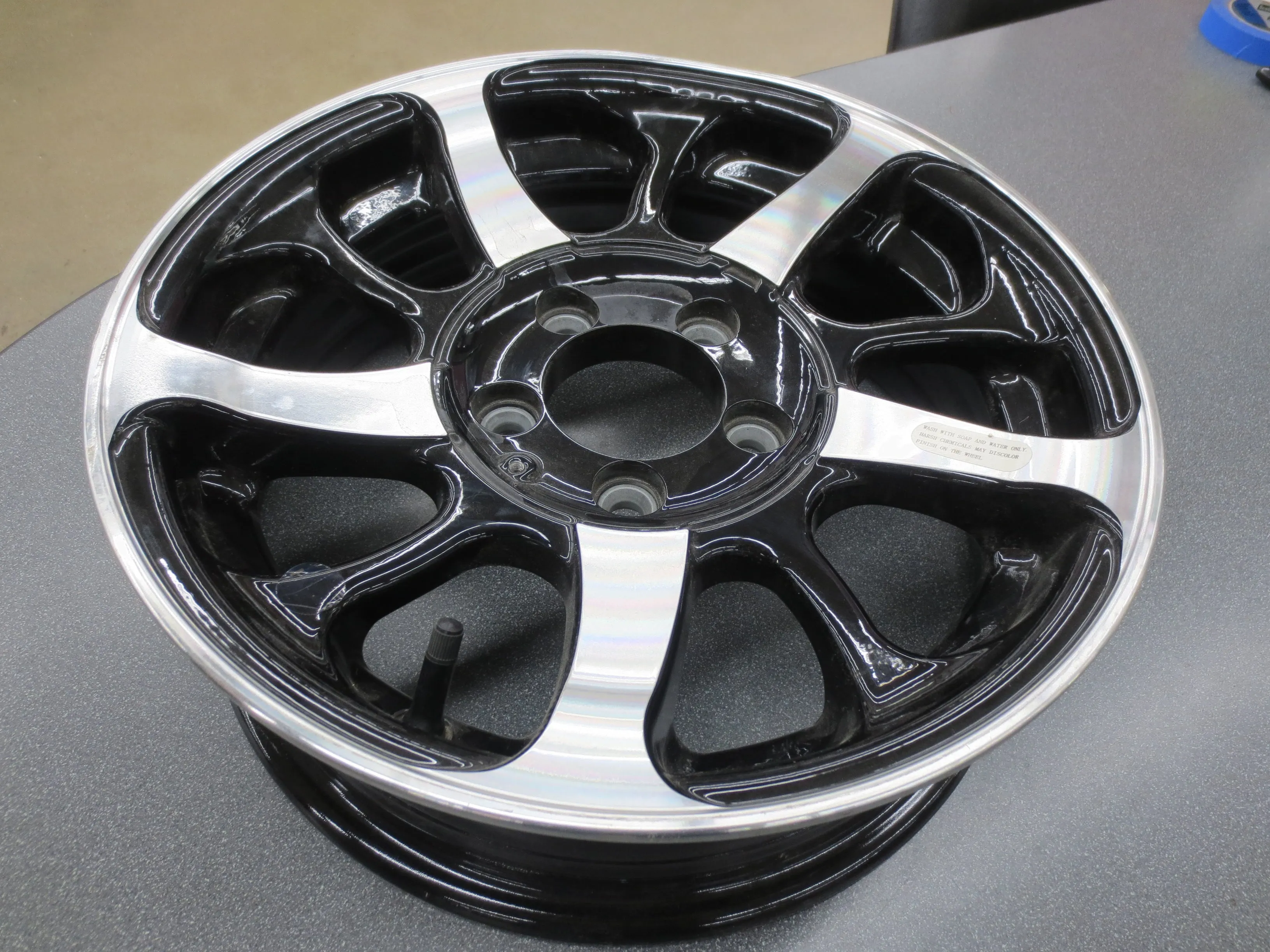 Damaged Hi-Spec S-08 Aluminum Rim 15"x5" Trailer Wheel 5 Lug 4.5 Blk Slv Lot 65B