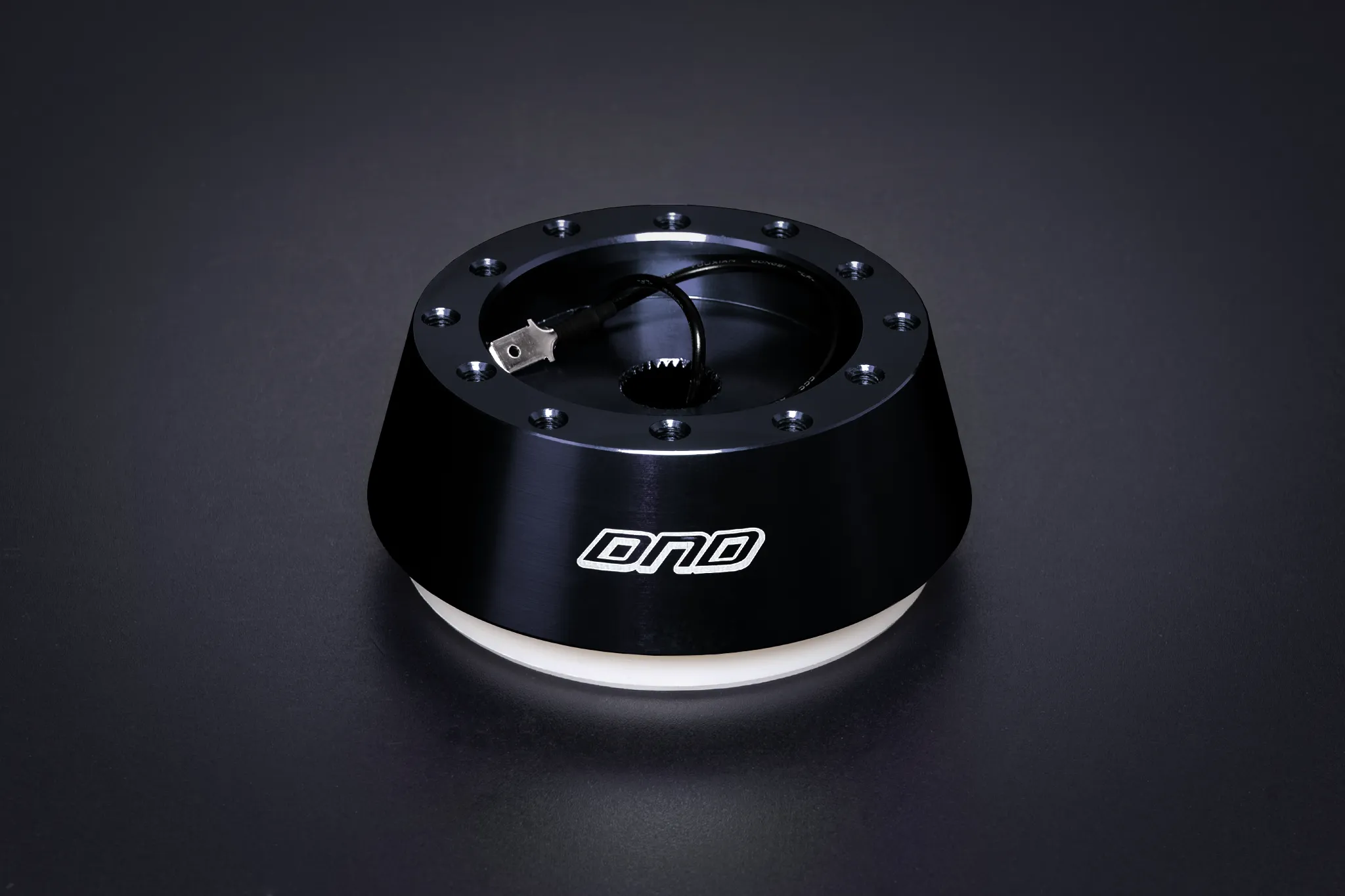 DND Low Profile Hub Kit Toyota Corolla (84-00) Cressida (83-92) Various Color