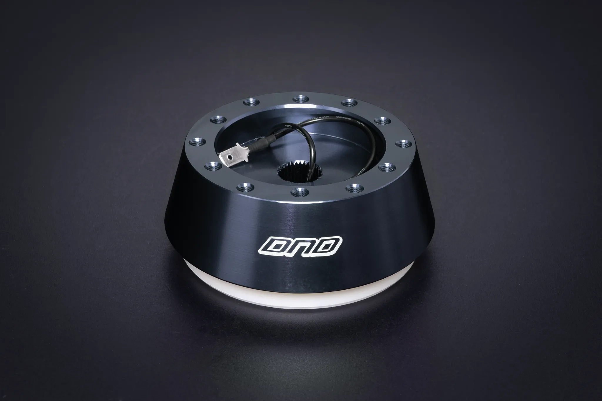 DND Low Profile Hub Kit Toyota Corolla (84-00) Cressida (83-92) Various Color