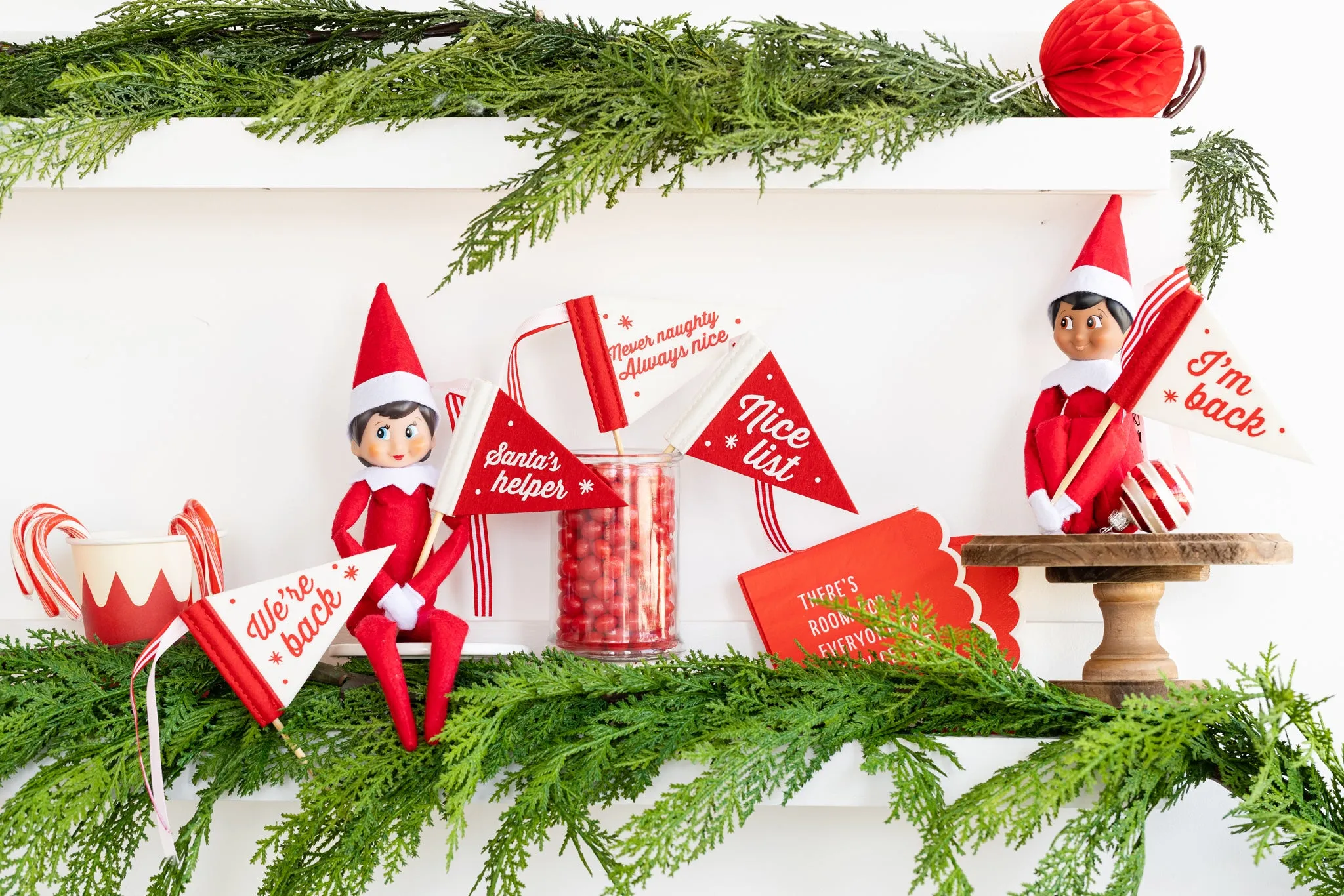 ELF1039 - Elf Scallop Paper Cocktail Napkin
