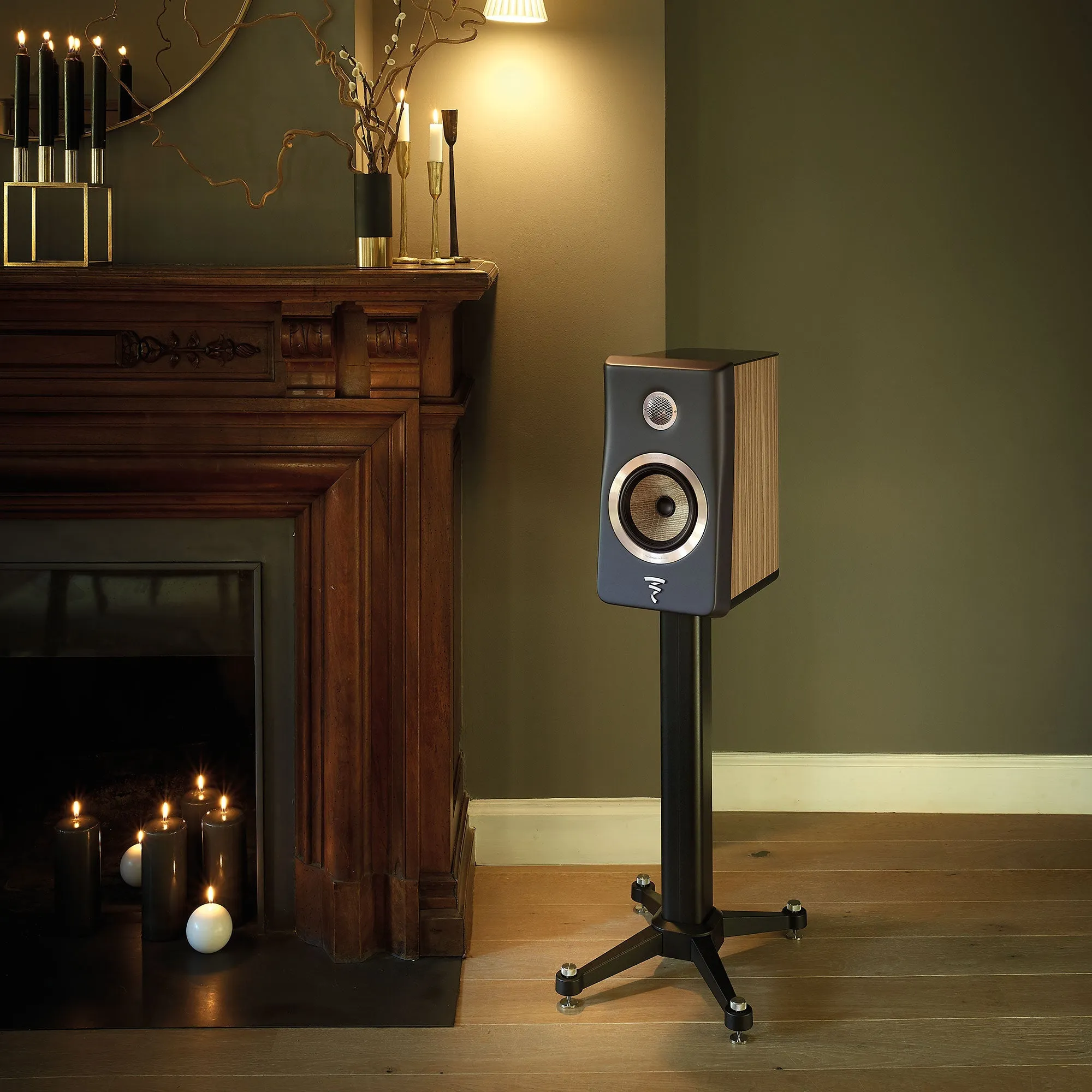 Focal Kanta N°1 Standmount Speakers Pair - with stands