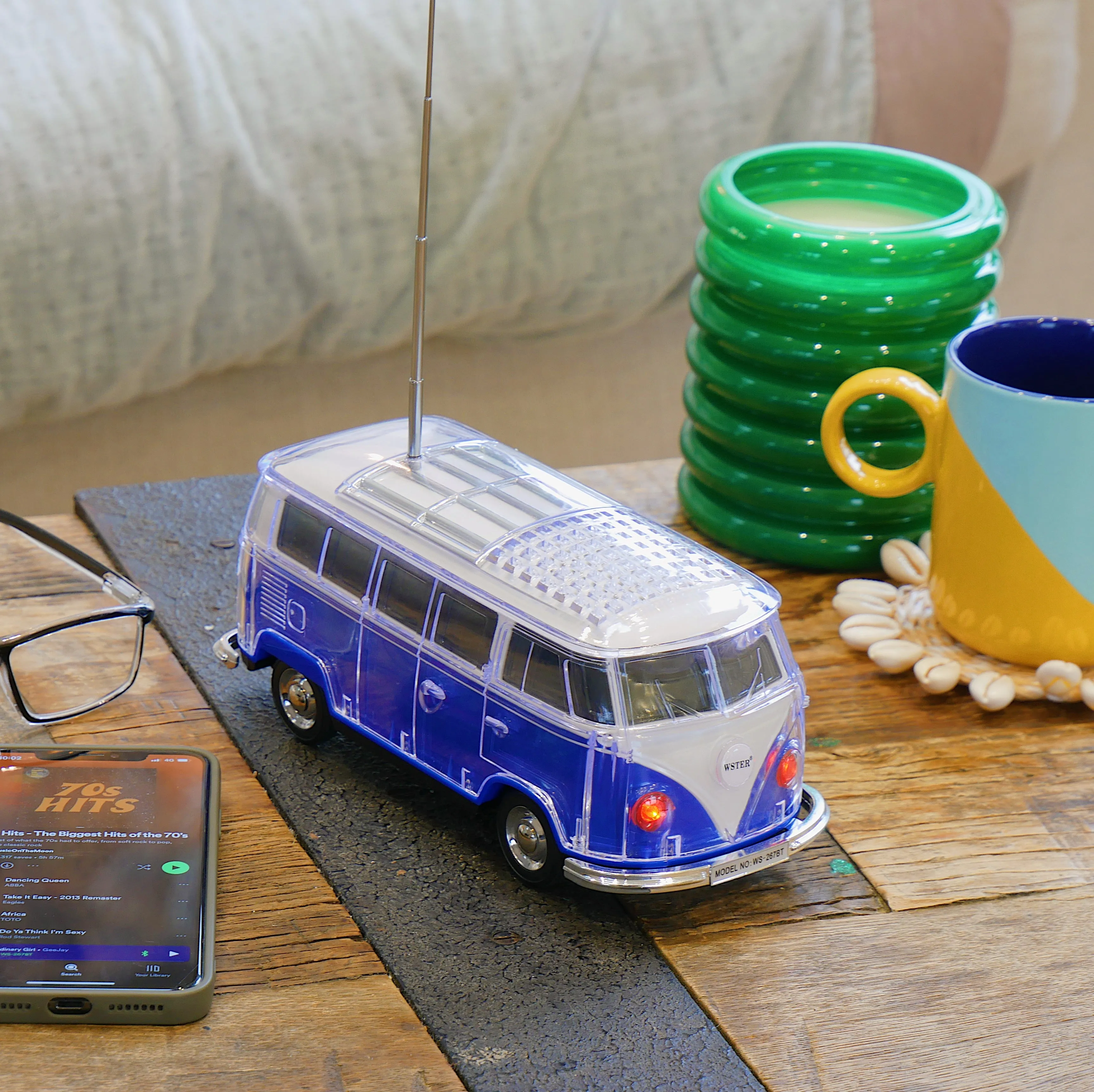 Retro car speaker mop